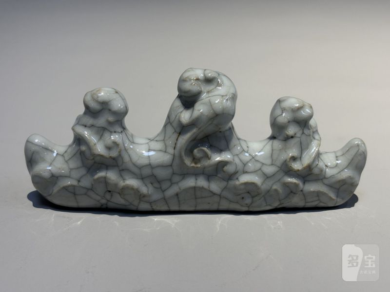    清雍正 仿官釉海浪纹笔山 - 图4